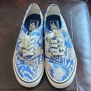 Vans White and Blue Floral Canvas Shoes